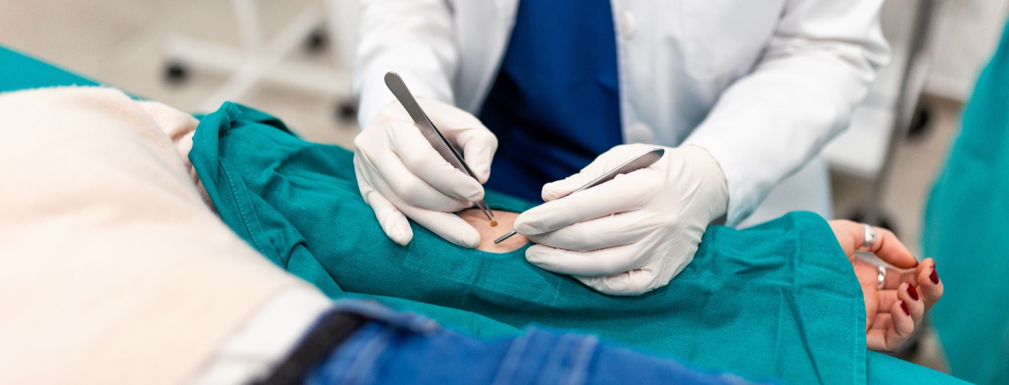 Minor Surgery Rr Header Desktop
